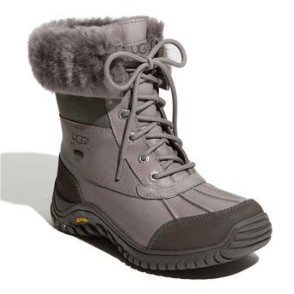 Ugg Adirondack boots. Grey size 8.5